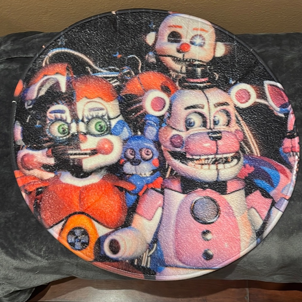 Small, machine washable! Round Five Nights At Freddy’s Floor mat
